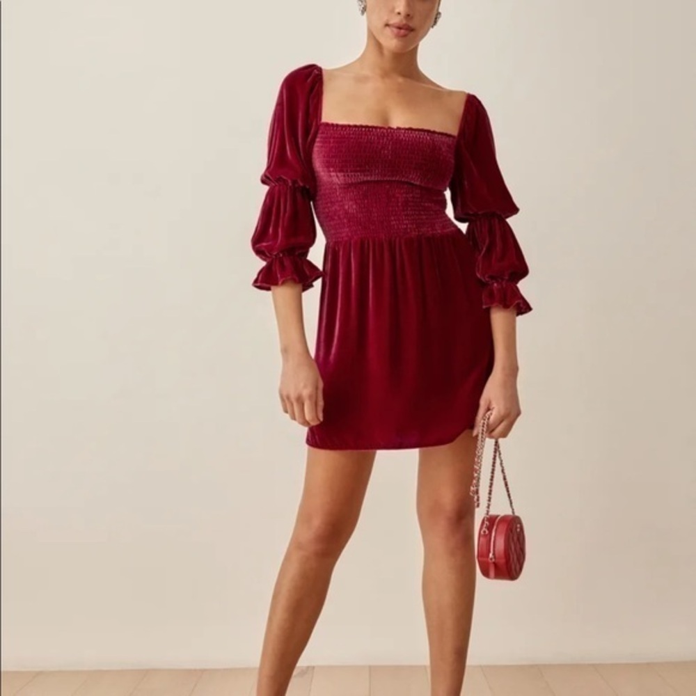 ❤️Reformation Albi Velvet Dress Crimson